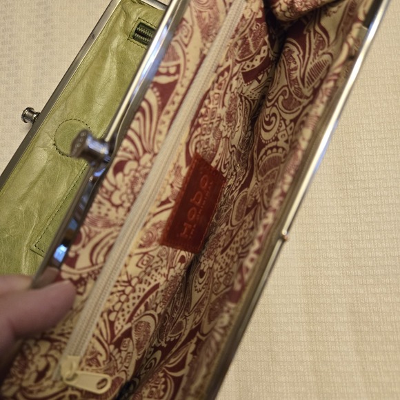 Vtg Hobo International Lauren Leather Double-Frame Clutch Wallet Citrine Green - Picture 9 of 14